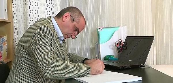  Teacher is pounding sweetheart wildly on the kitchen table